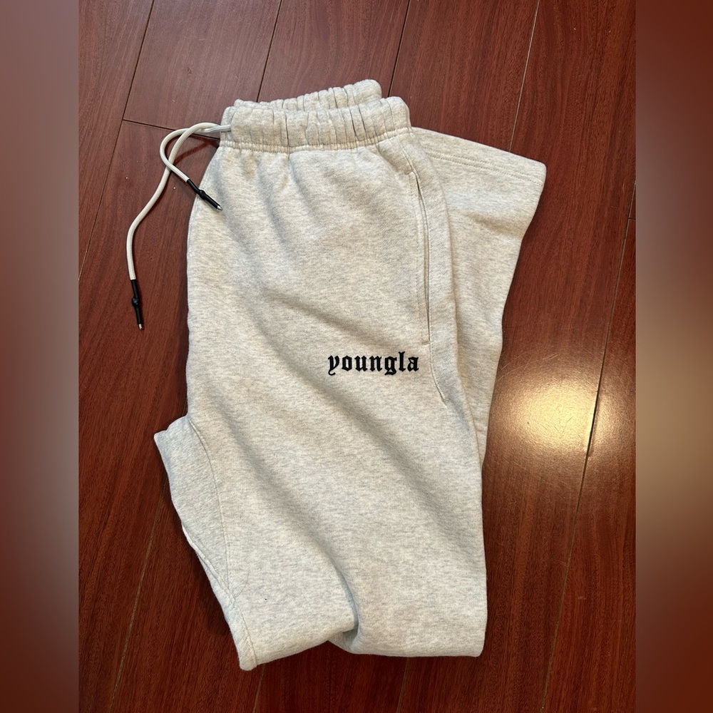 Young LA Sweats size Medium